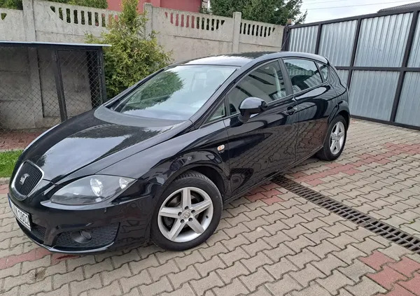 seat leon żnin Seat Leon cena 19500 przebieg: 218000, rok produkcji 2012 z Żnin